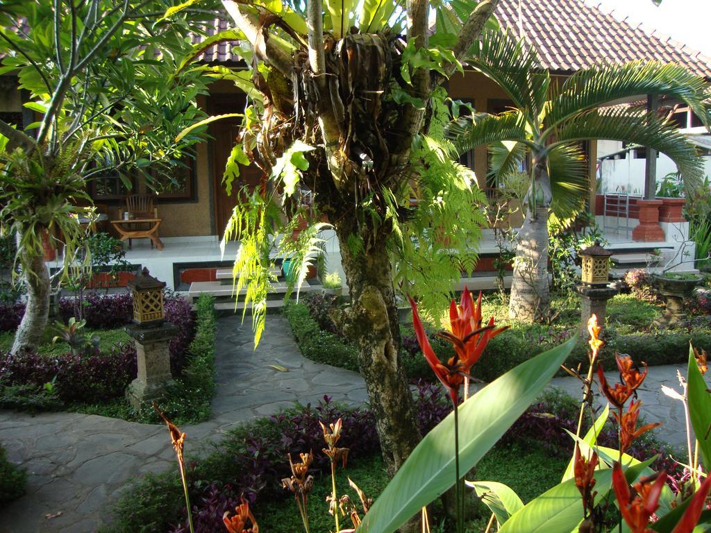 Gusti Home Stay Ubud Екстериор снимка