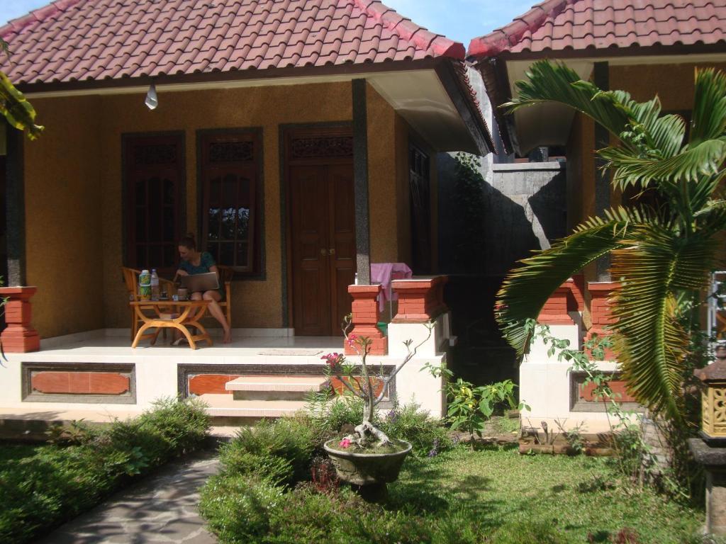 Gusti Home Stay Ubud Екстериор снимка