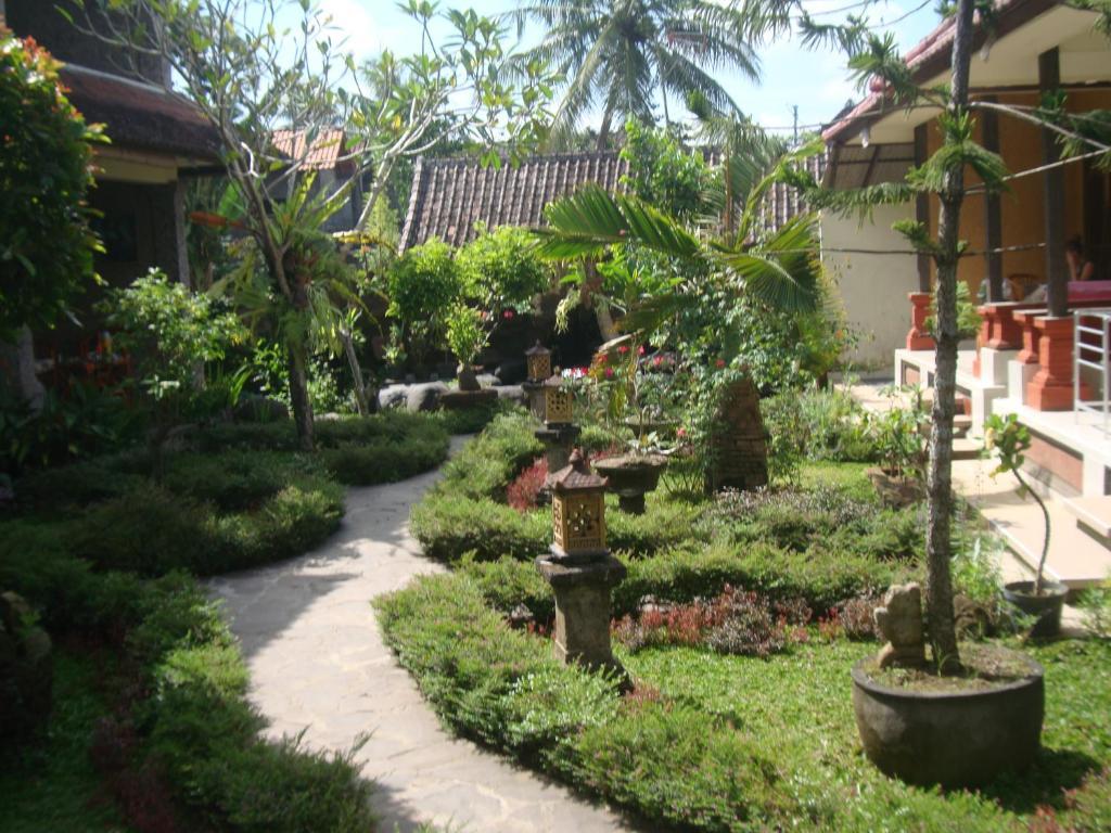 Gusti Home Stay Ubud Екстериор снимка